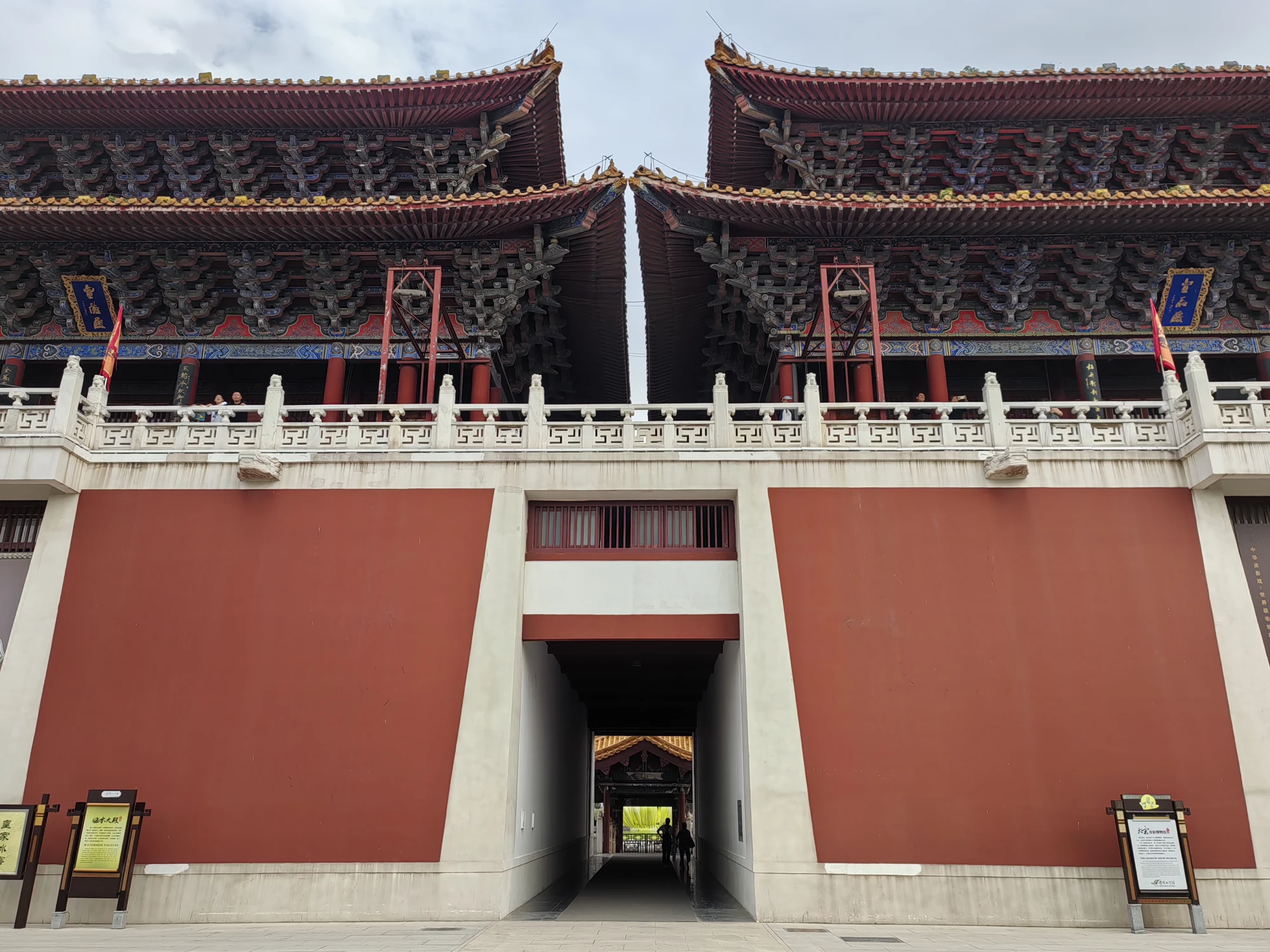 清明上河园临水大殿